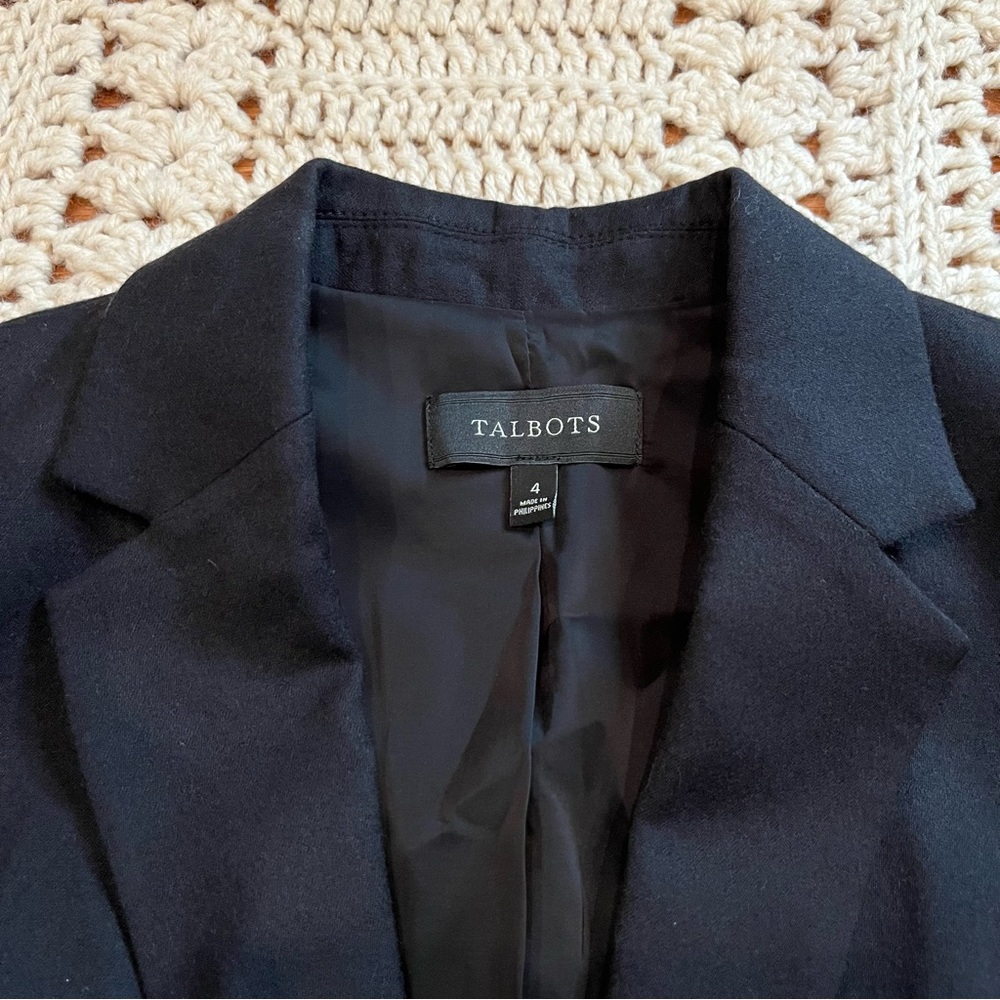 Talbots Black Wool Classic Blazer Size 4 New Condition - Picture 2 of 11